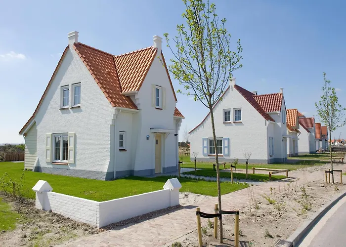 Detached Villa Near The Beach