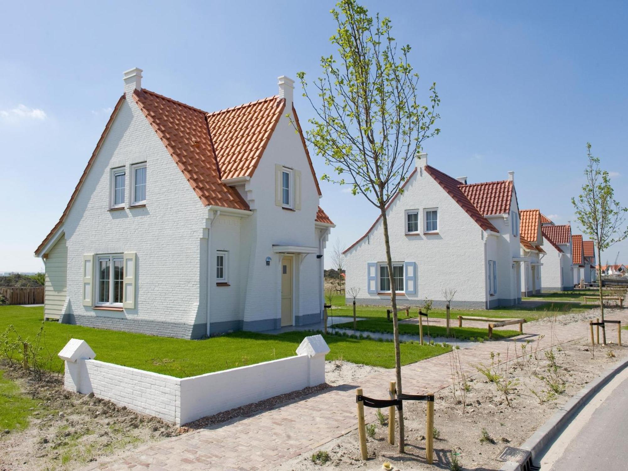 Detached Near The Villa